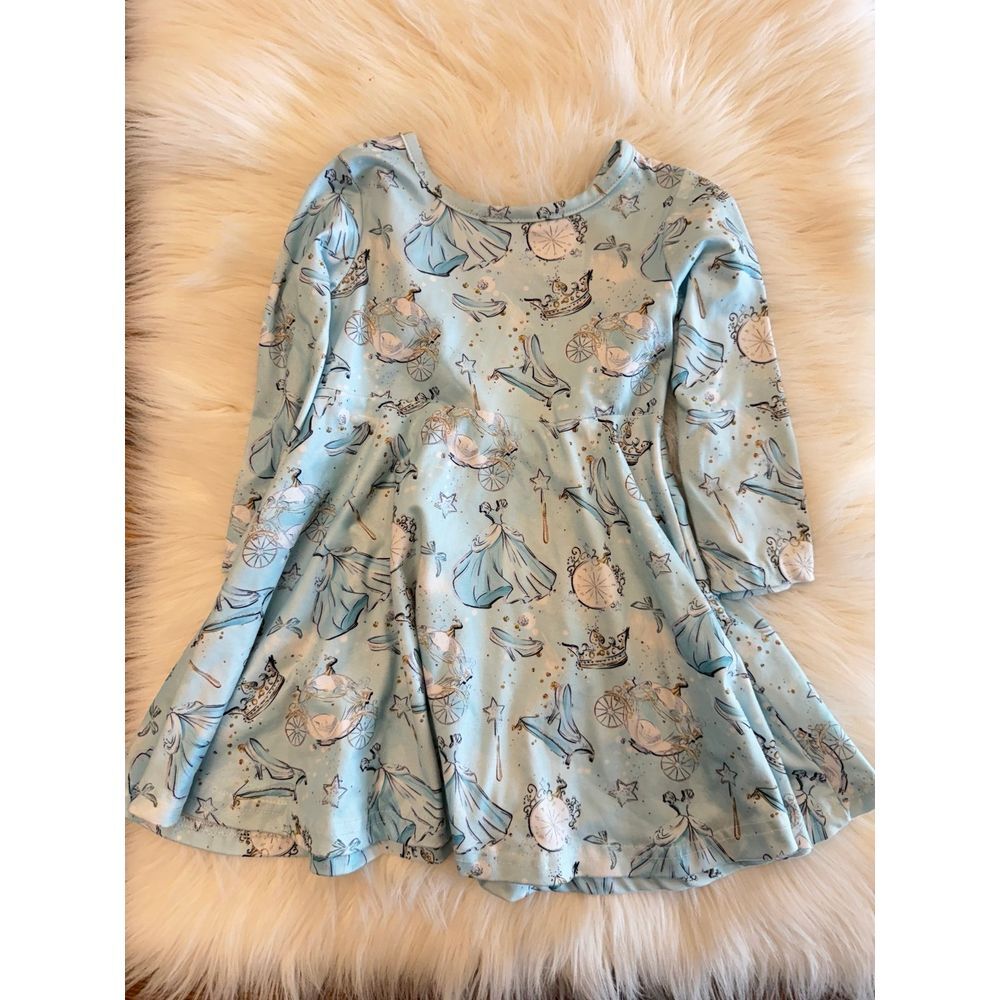 Cinderella twirl dress‎ size 2 - Picture 3 of 3